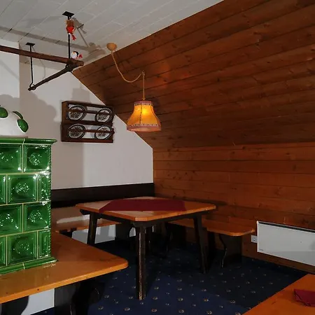Aparthotel Alpenhaeuser Marcius 4*