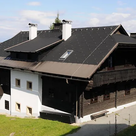 Alpenhaeuser Marcius Apartmanhotel 3*