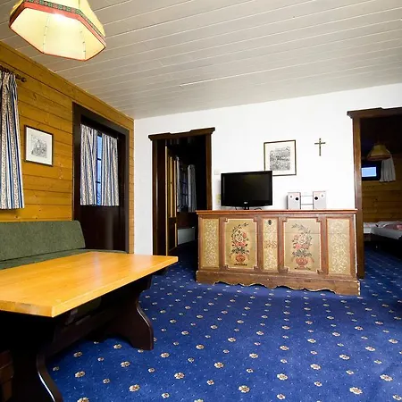 Aparthotel Alpenhaeuser Marcius